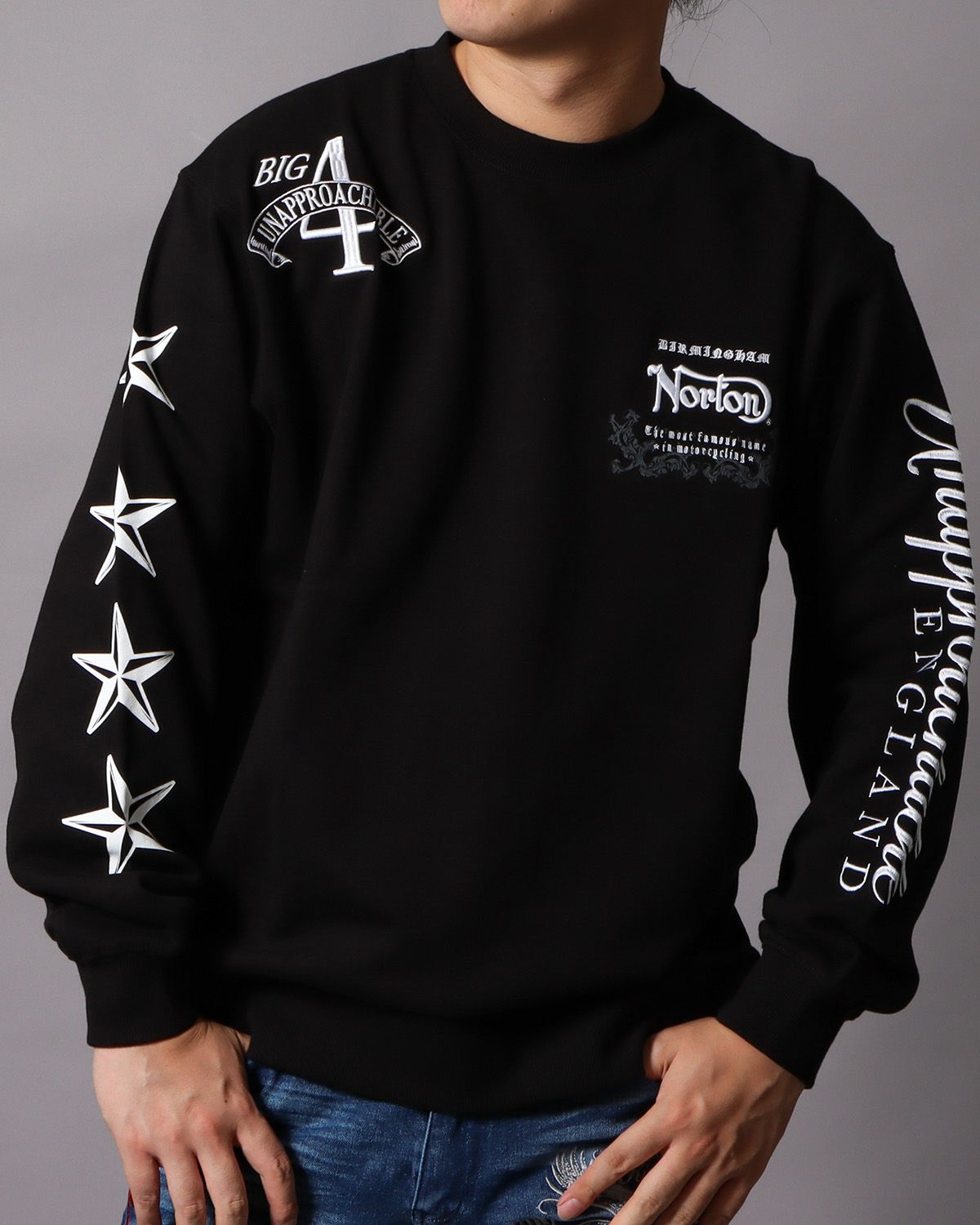 ブラック：178cm/75kg(Lサイズ着用)