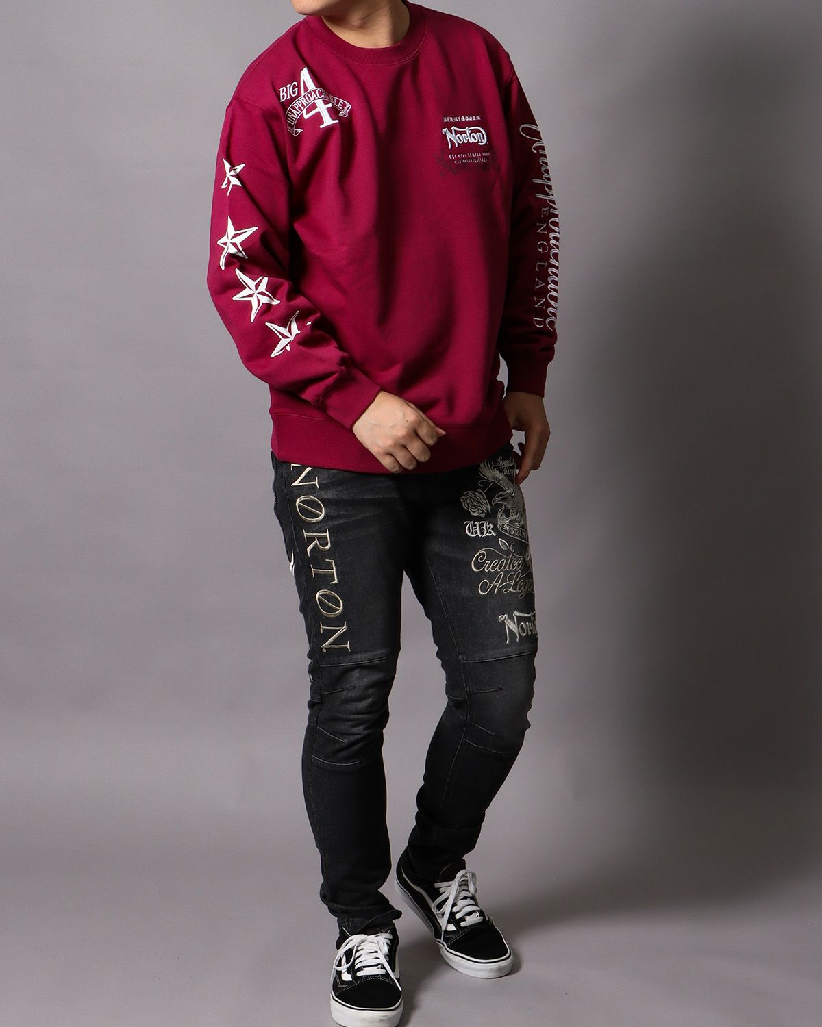 バーガンディ：178cm/75kg(Lサイズ着用)