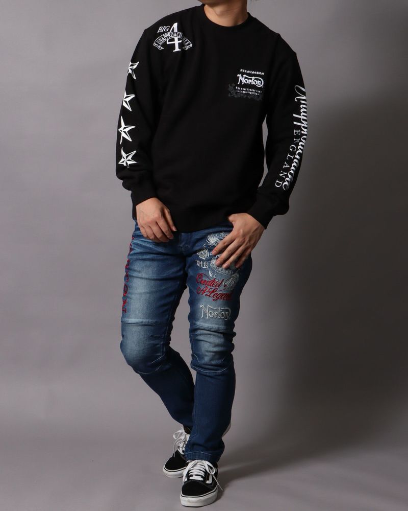 ブラック：178cm/75kg(Lサイズ着用)