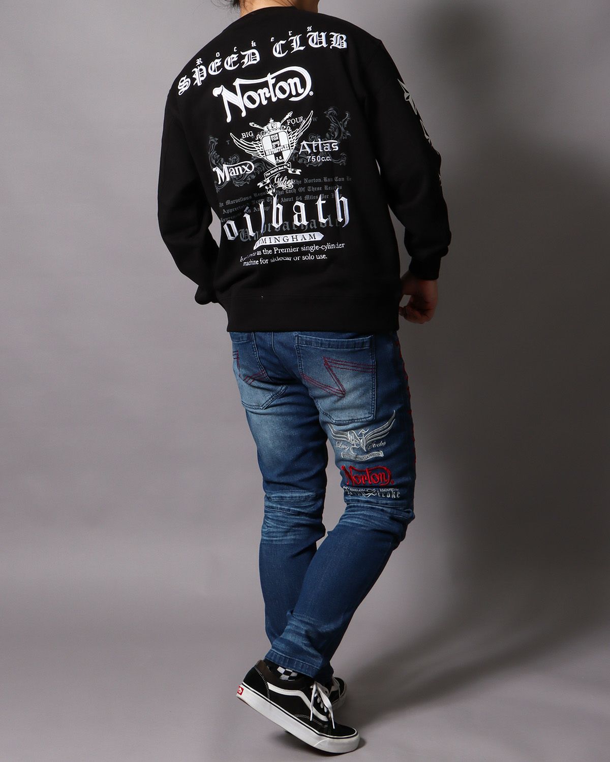 ブラック：178cm/75kg(Lサイズ着用)