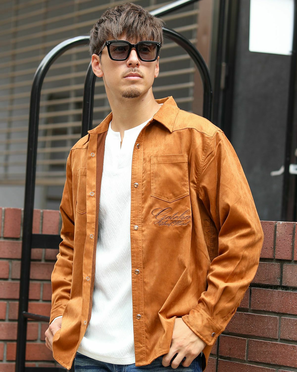 キャメル：180cm/70kg(Lサイズ着用)