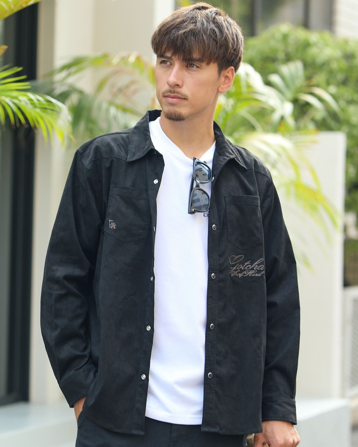 ブラック：180cm/70kg(Lサイズ着用)