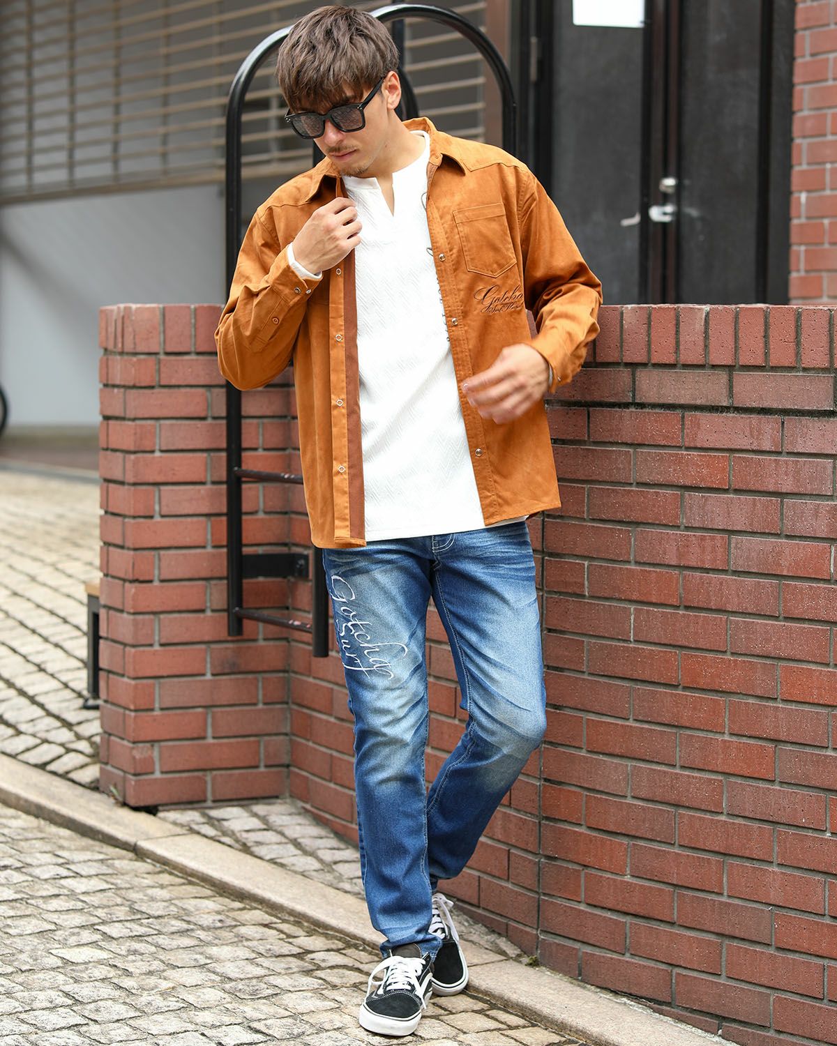 キャメル：180cm/70kg(Lサイズ着用)