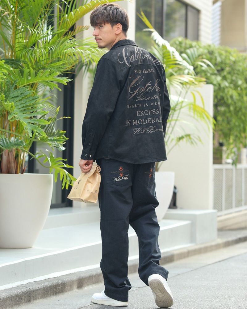 ブラック：180cm/70kg(Lサイズ着用)