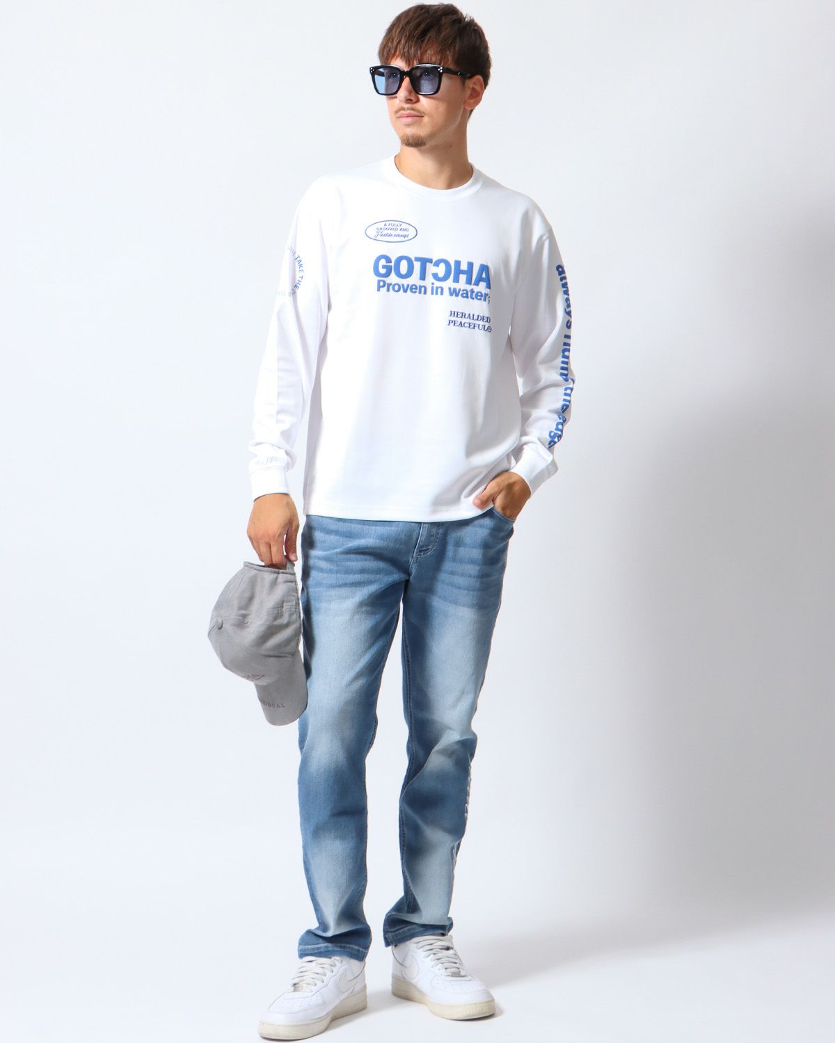 ホワイト：180cm/70kg(Lサイズ着用)