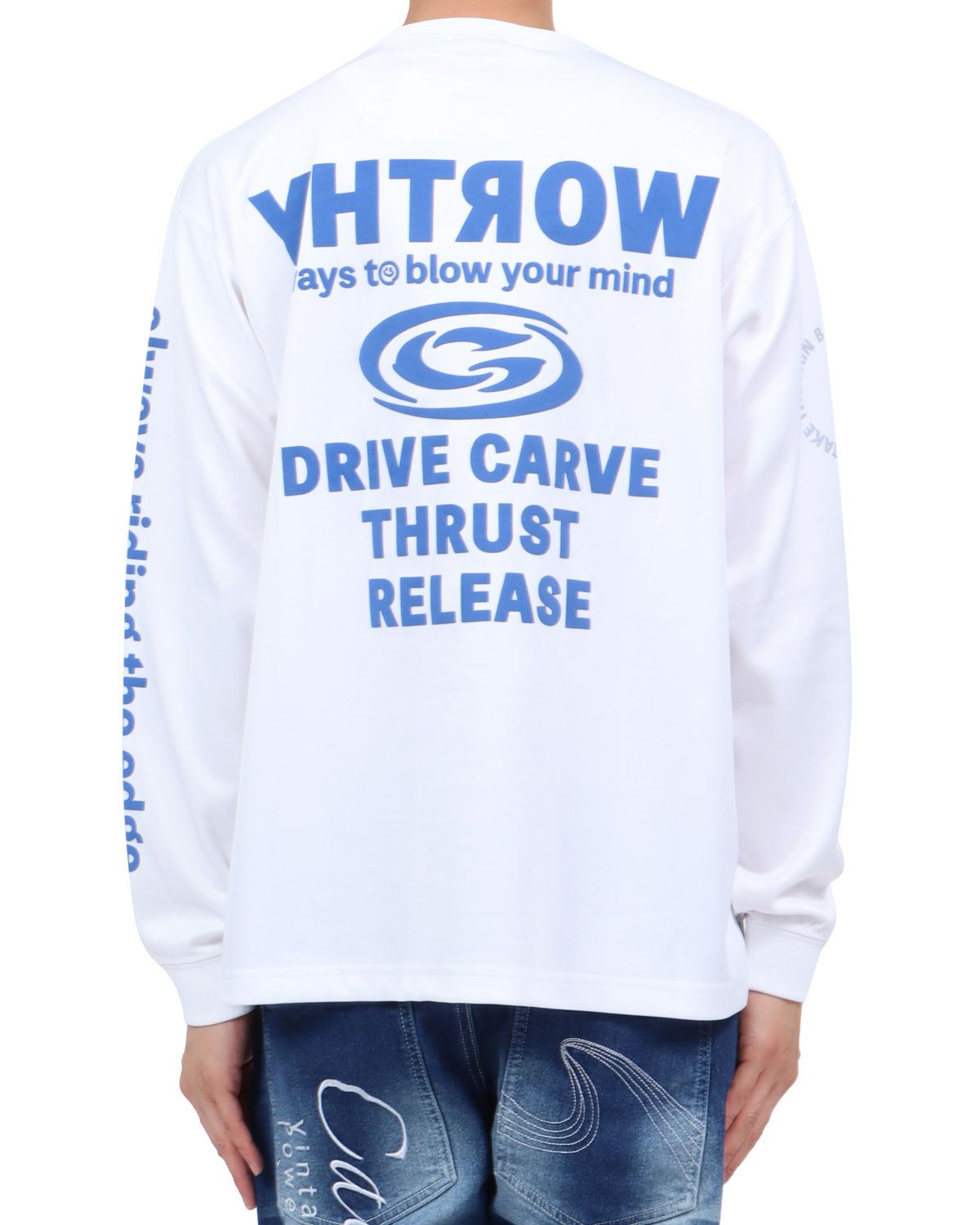 ホワイト：174cm62kg(Lサイズ着用)