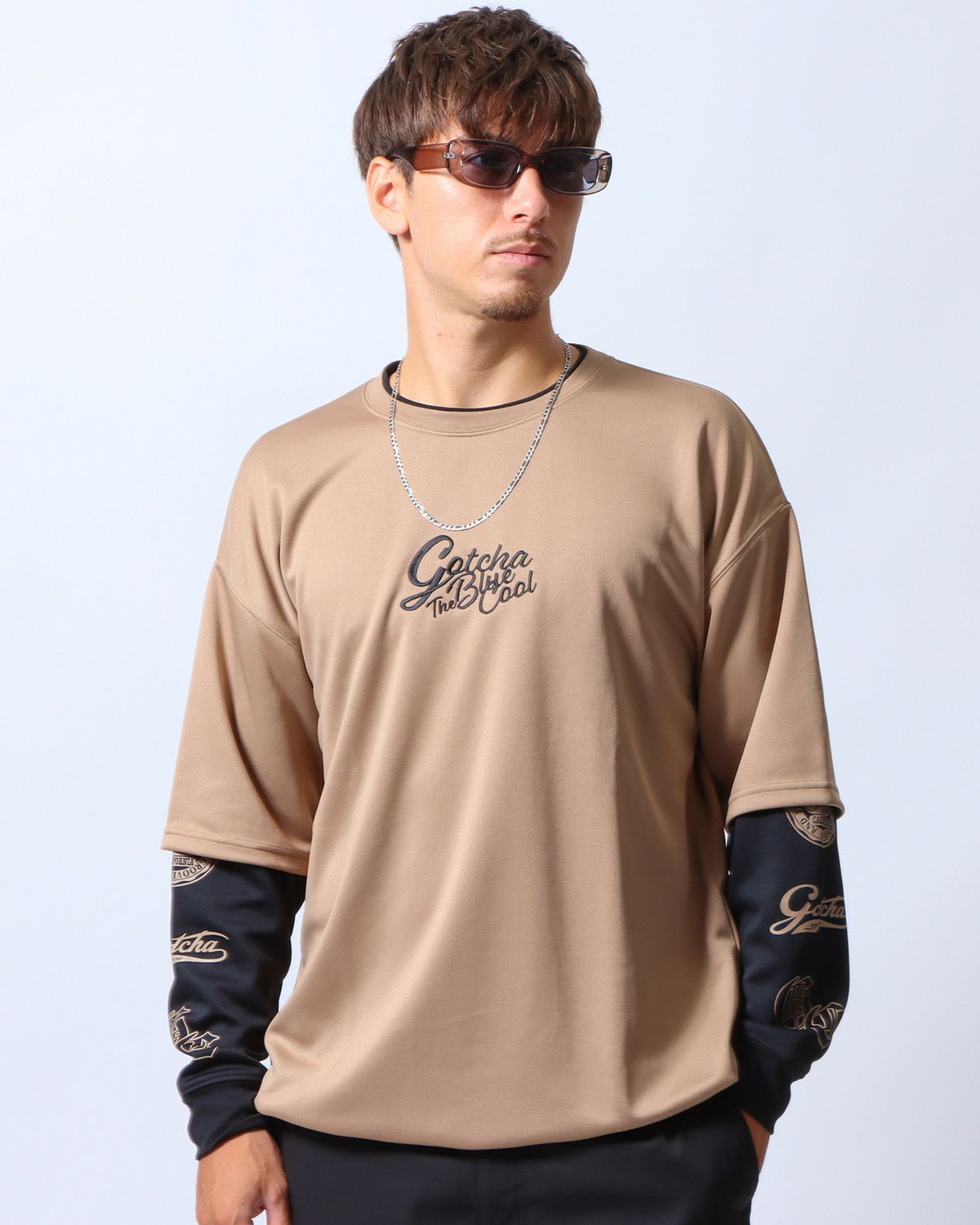 ベージュ：180cm/70kg(Lサイズ着用)