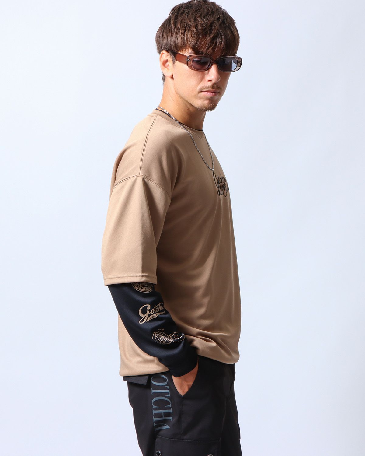 ベージュ：180cm/70kg(Lサイズ着用)