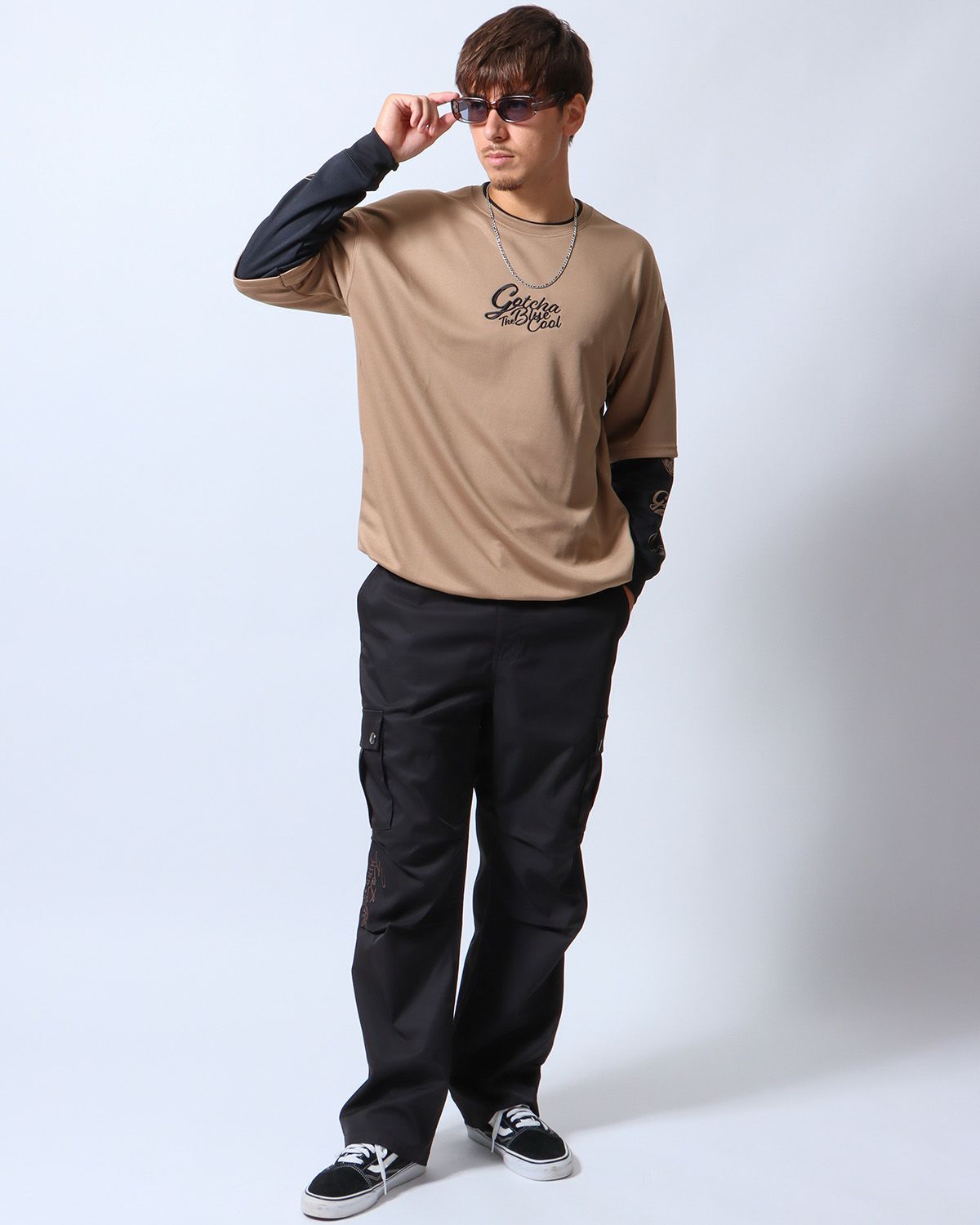 ベージュ：180cm/70kg(Lサイズ着用)