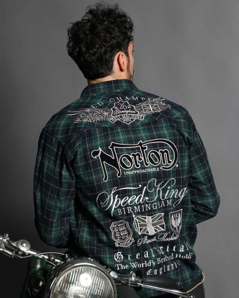 ブルー：186cm(Lサイズ着用)