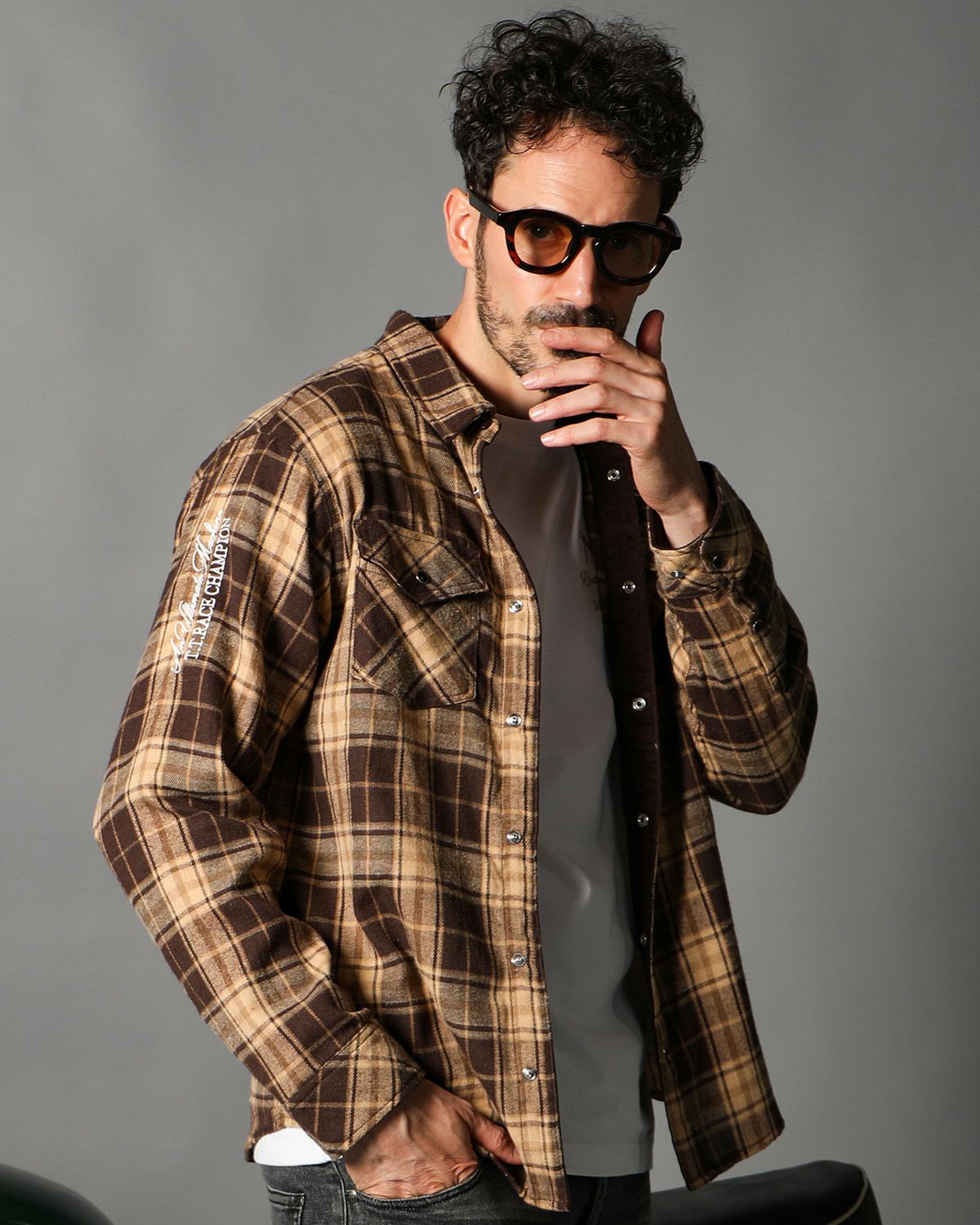 ブラウン：186cm(Lサイズ着用)