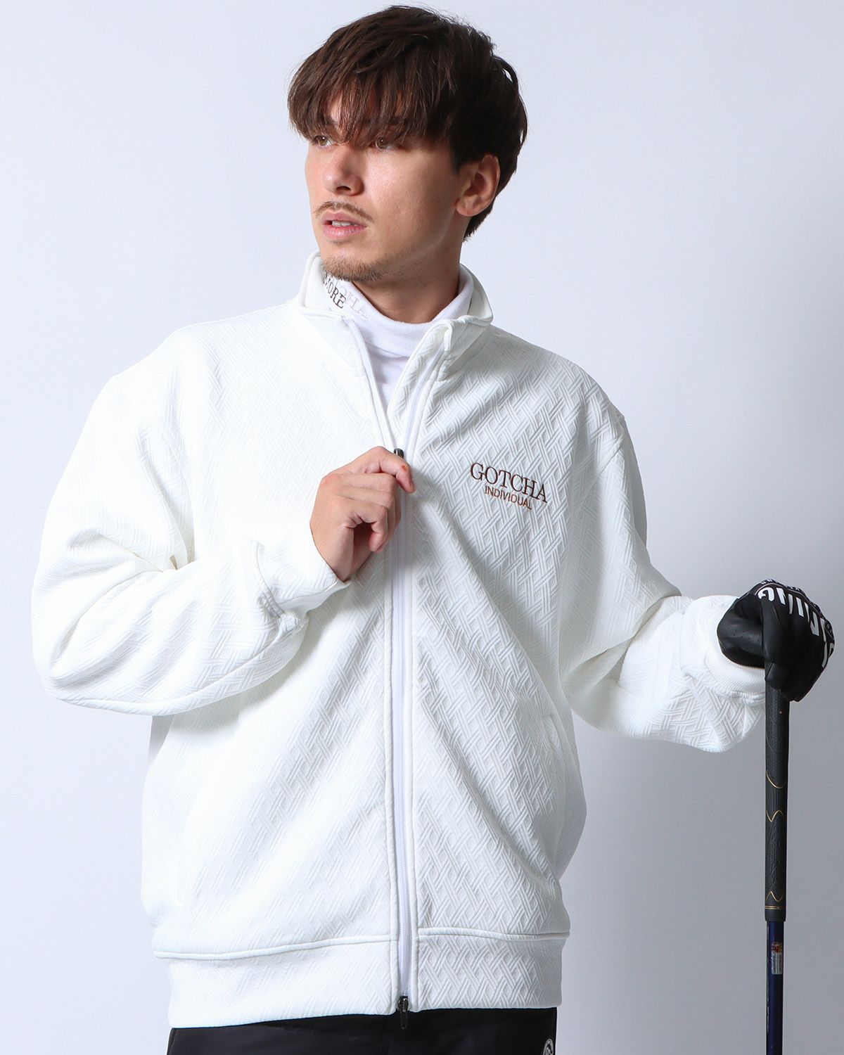 ホワイト：180cm/70kg(Lサイズ着用)