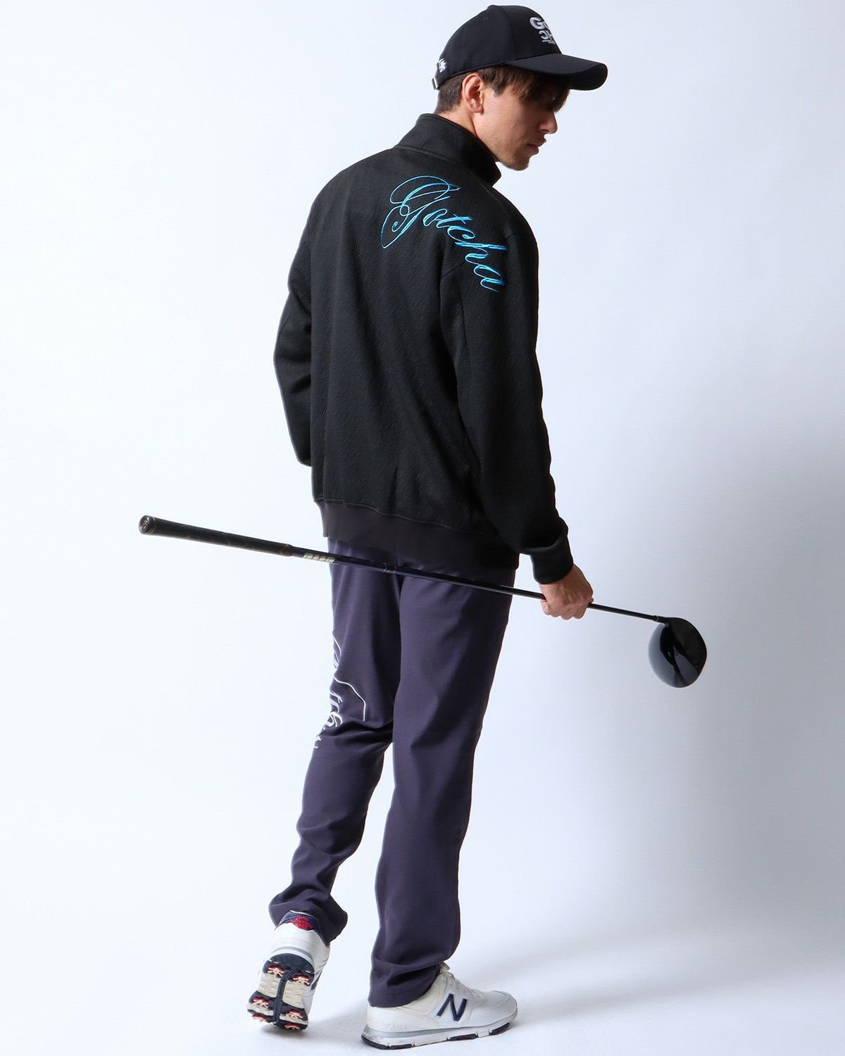 ブラック：180cm/70kg(Lサイズ着用)