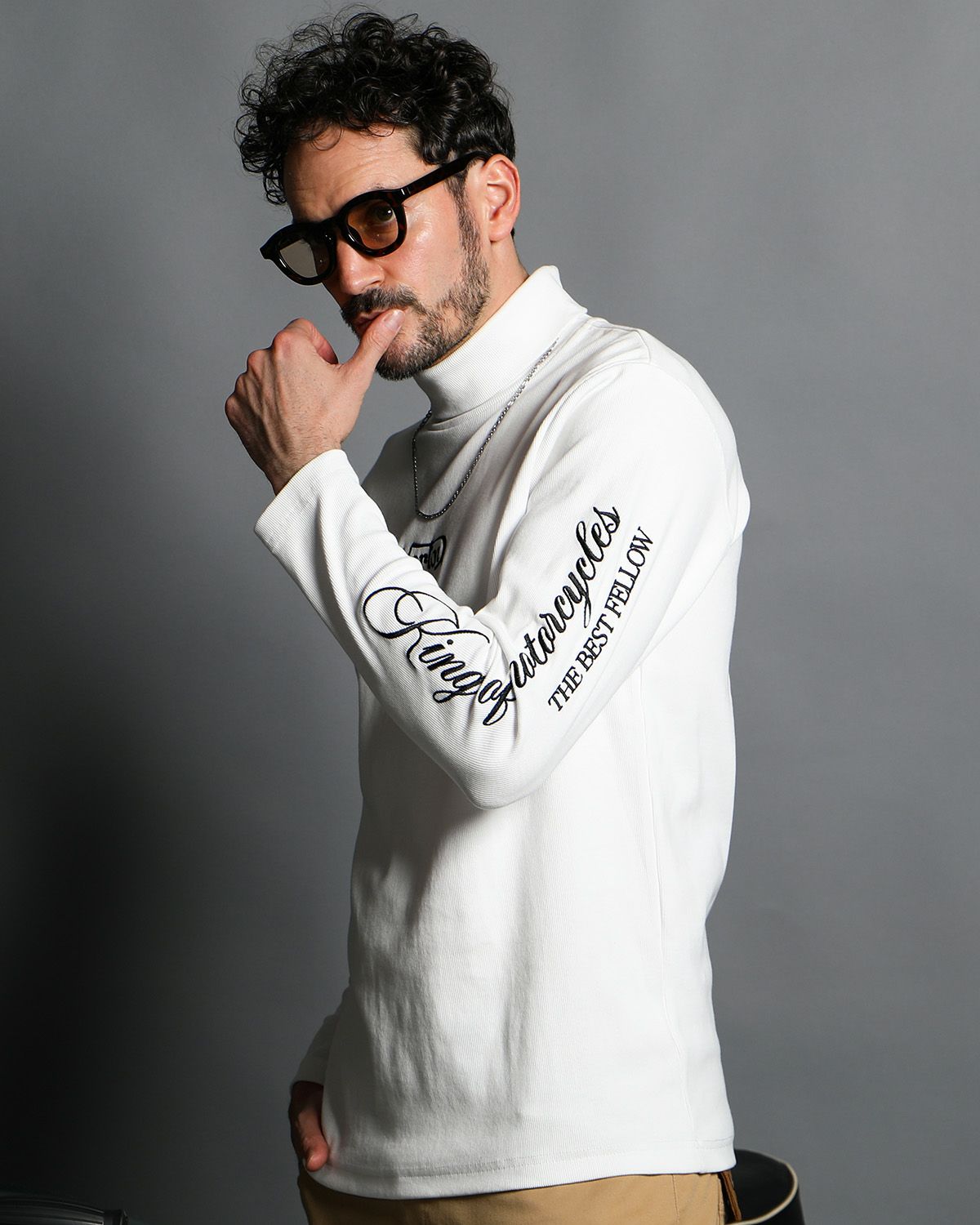 ホワイト：186cm(Lサイズ着用)