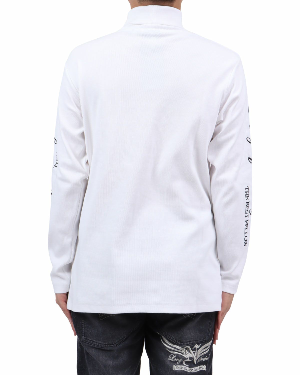 ホワイト：173cm63kg(Lサイズ着用)