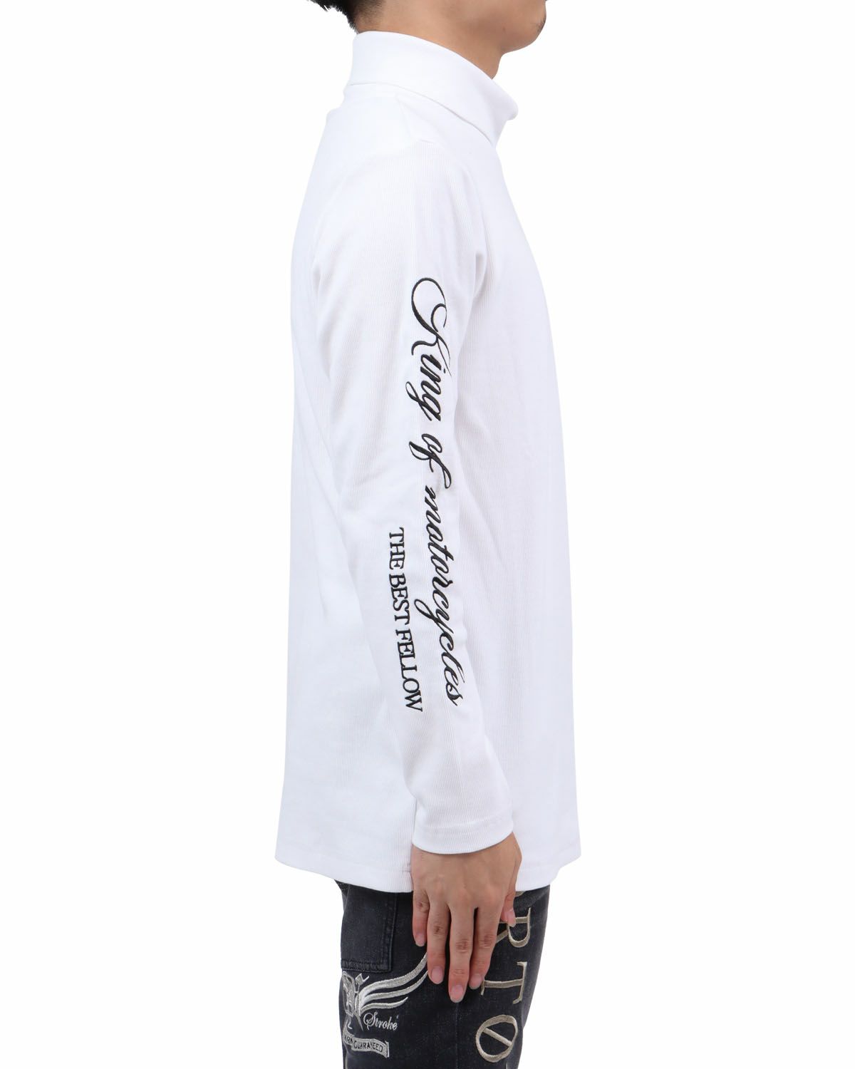 ホワイト：173cm63kg(Lサイズ着用)