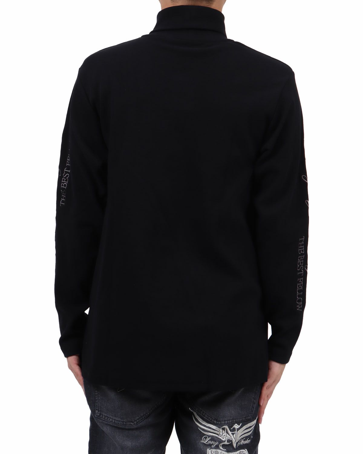 ブラック：173cm63kg(Lサイズ着用)