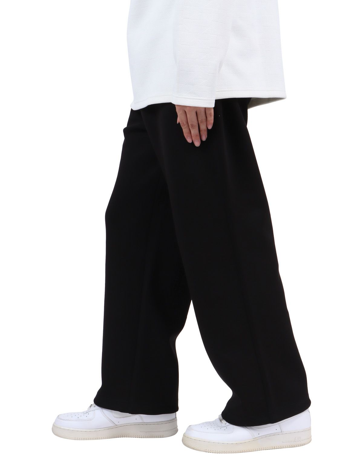 ブラック：173cm63kg(Lサイズ着用)