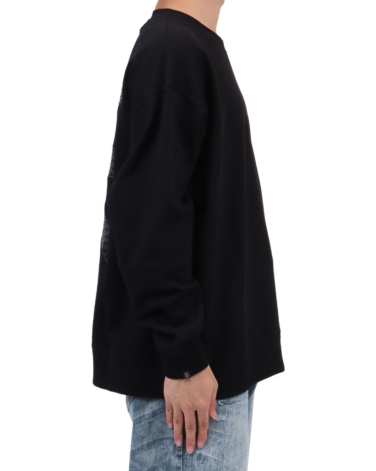 ブラック：173cm63kg(Lサイズ着用)