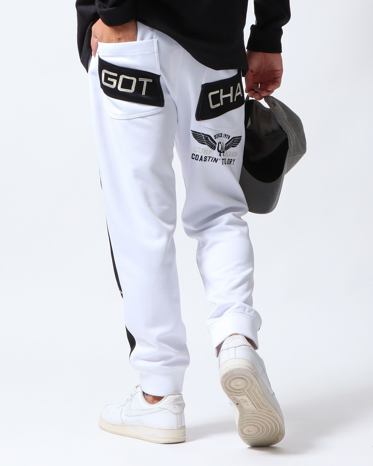 ホワイト：180cm/70kg(Lサイズ着用)