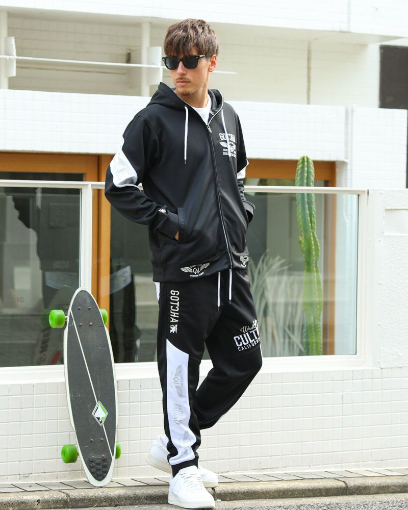 ブラック：180cm/70kg(Lサイズ着用)