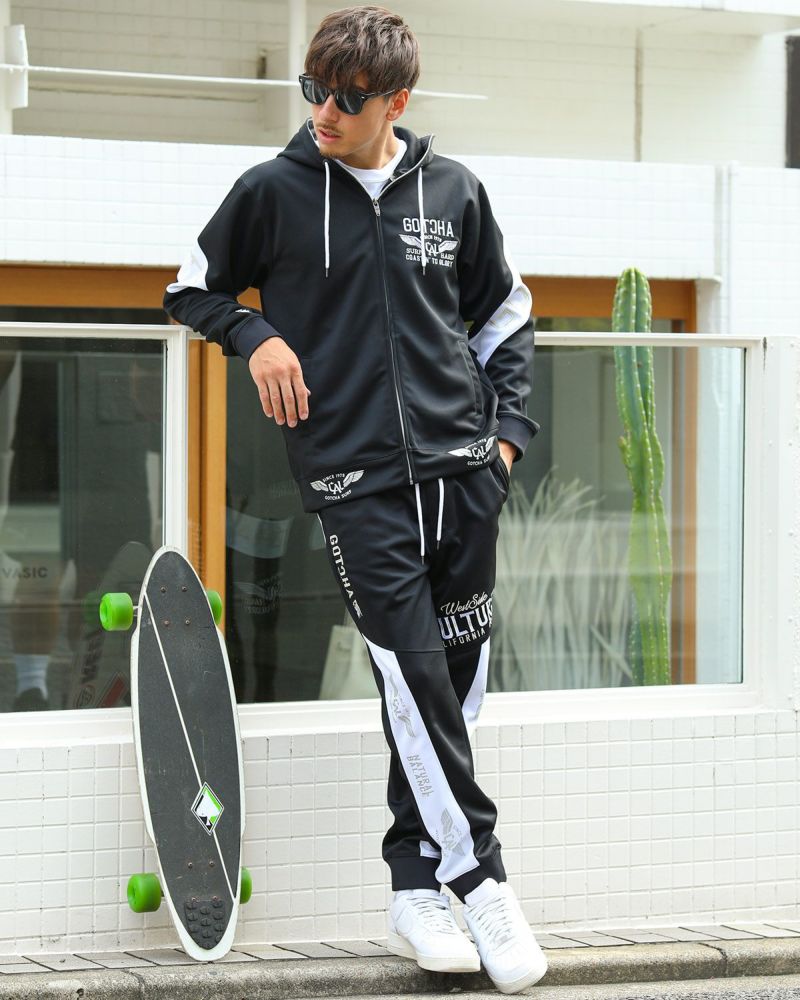 ブラック：180cm/70kg(Lサイズ着用)