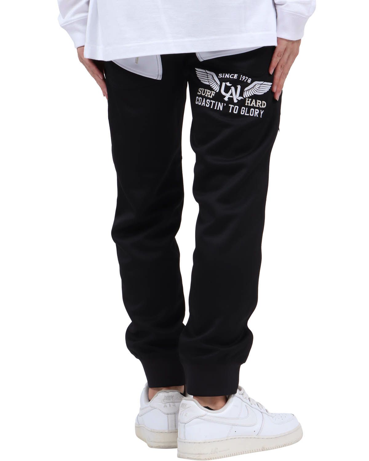 ブラック：173cm63kg(Lサイズ着用)