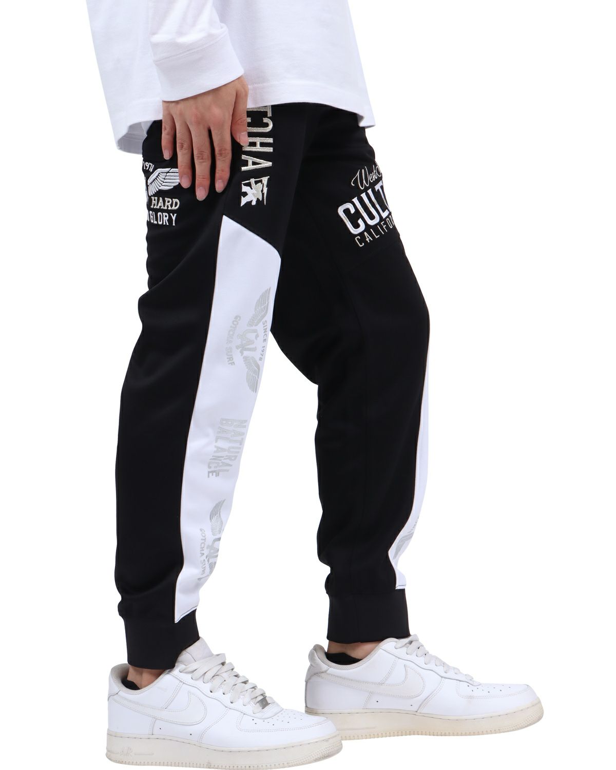 ブラック：173cm63kg(Lサイズ着用)