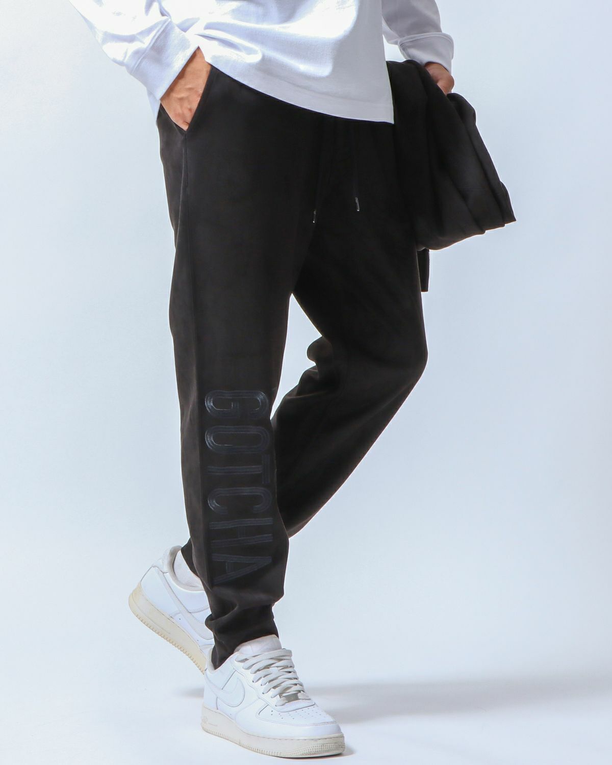 ブラック：180cm/70kg(Lサイズ着用)