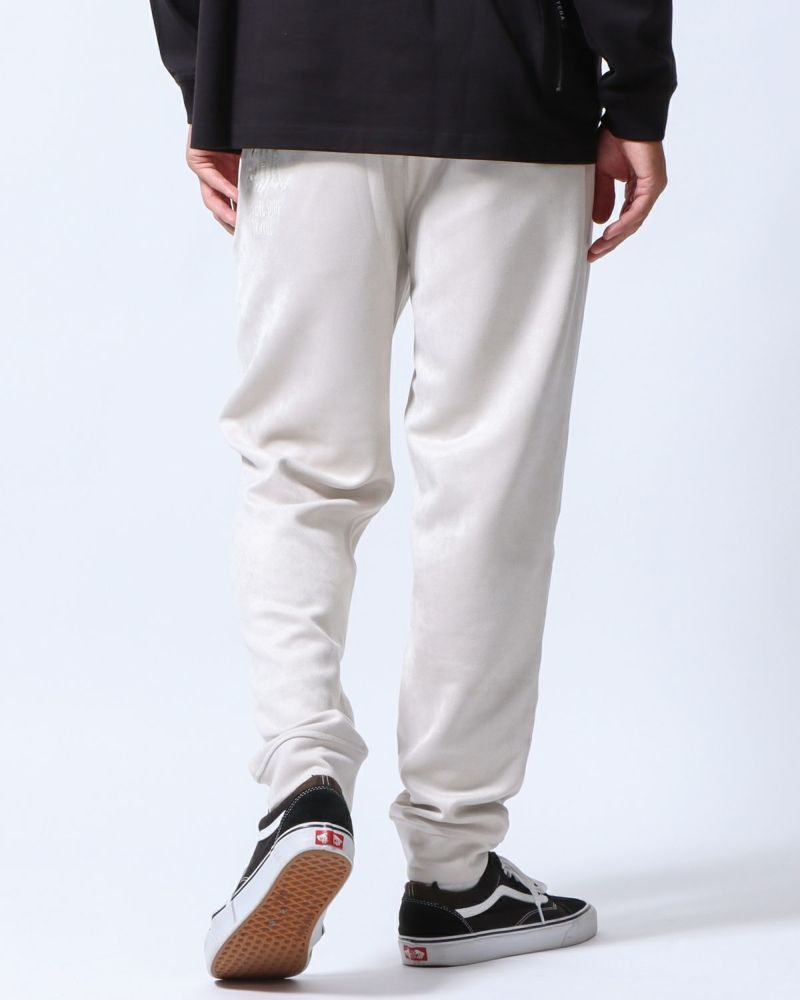 キナリ：180cm/70kg(Lサイズ着用)