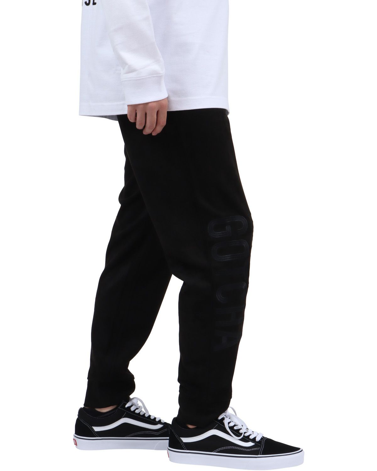 ブラック：173cm63kg(Lサイズ着用)