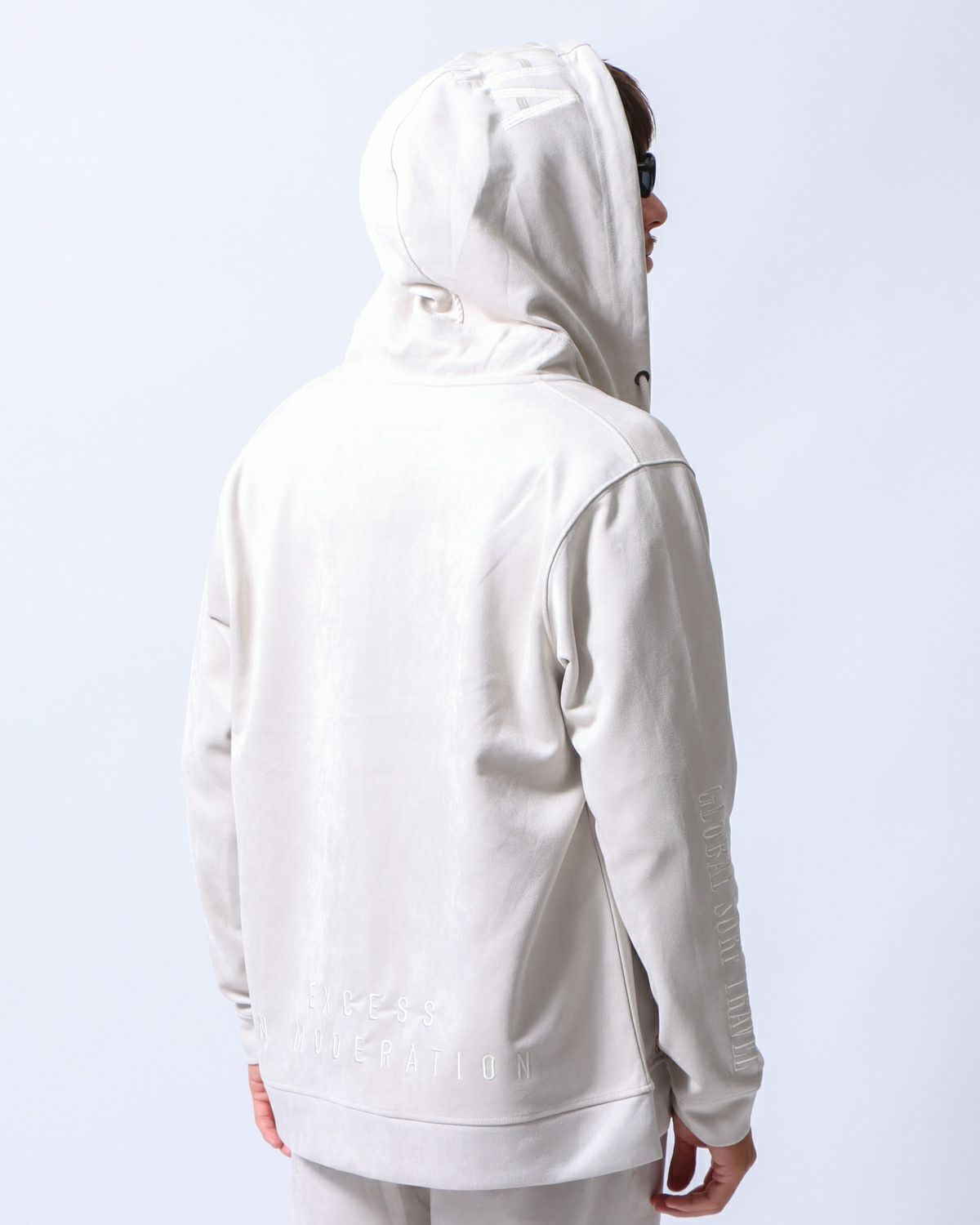 キナリ：180cm/70kg(Lサイズ着用)