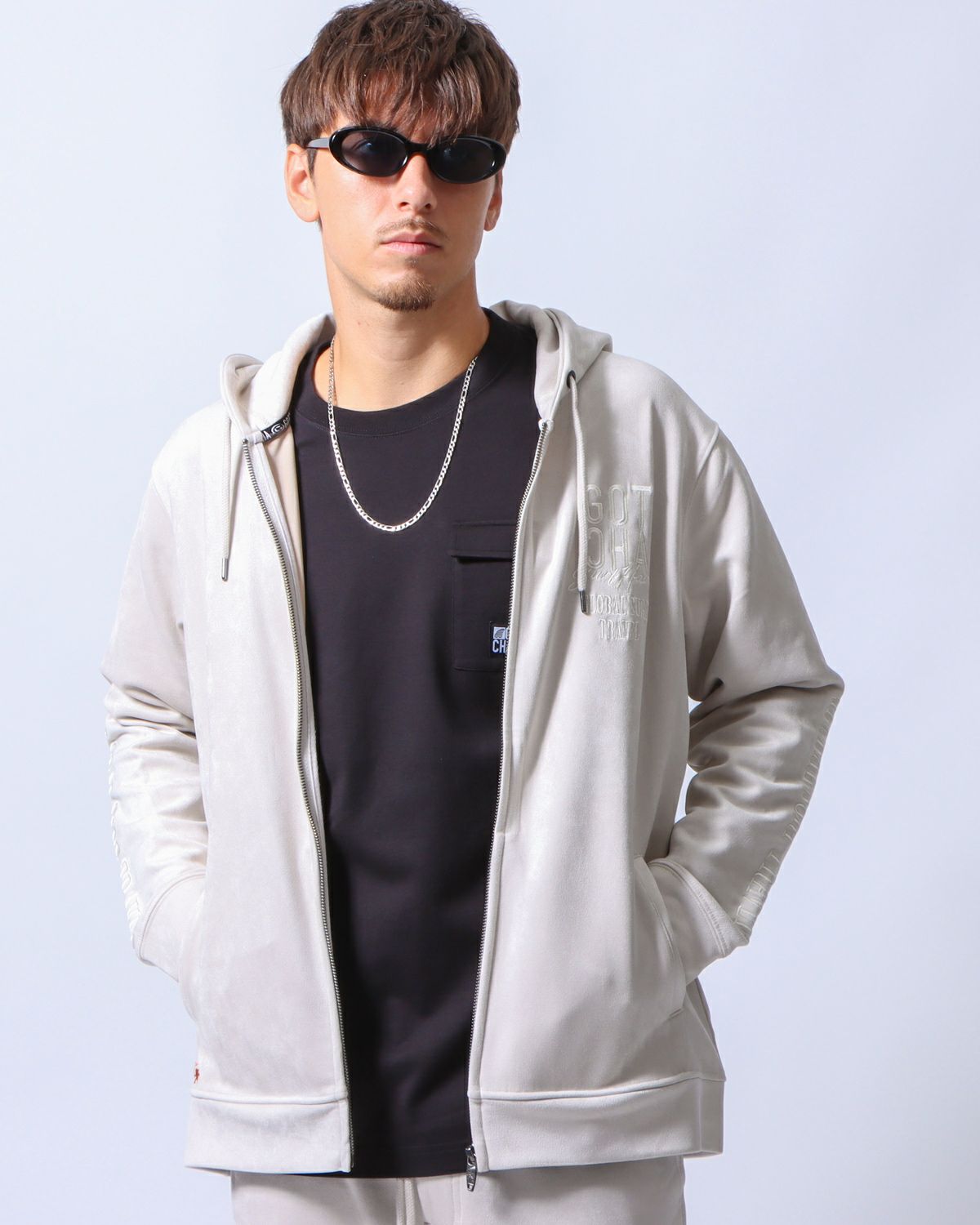 キナリ：180cm/70kg(Lサイズ着用)