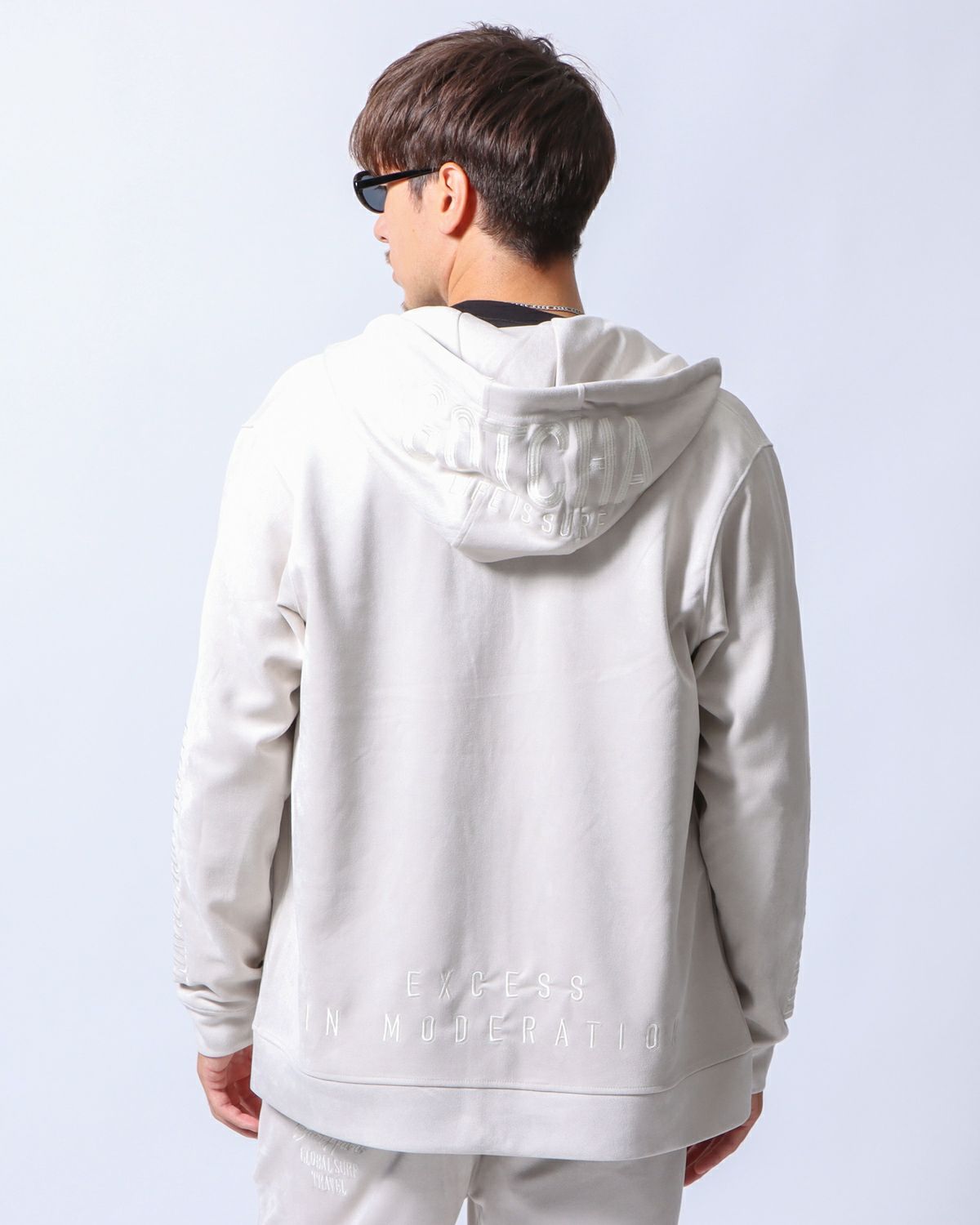 キナリ：180cm/70kg(Lサイズ着用)