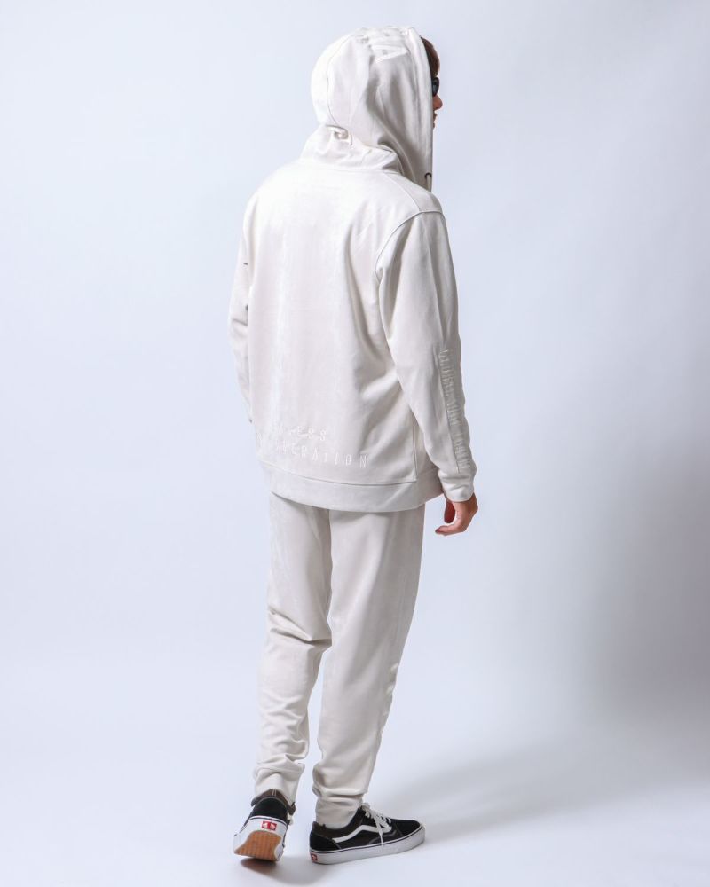 キナリ：180cm/70kg(Lサイズ着用)