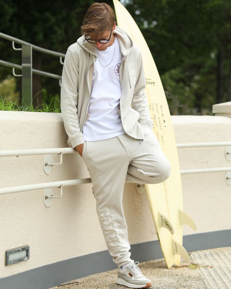 キナリ：183cm/70kg(Lサイズ着用)