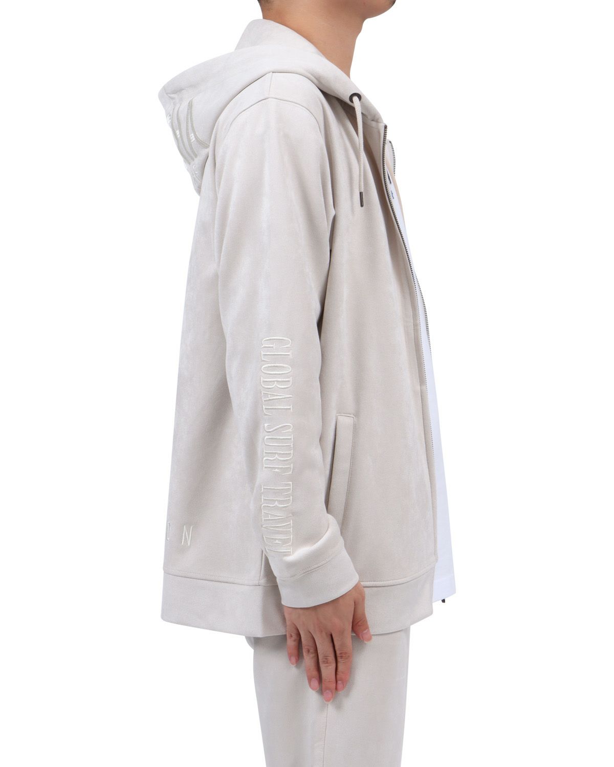 キナリ：173cm63kg(Lサイズ着用)