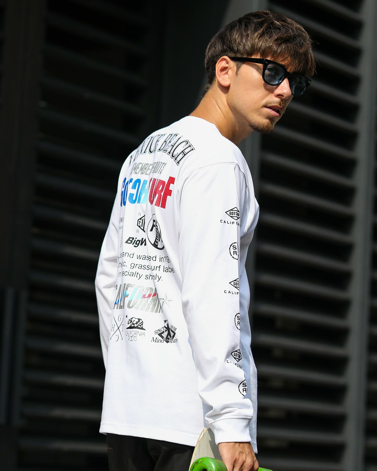 ホワイト：180cm/70kg(Lサイズ着用)