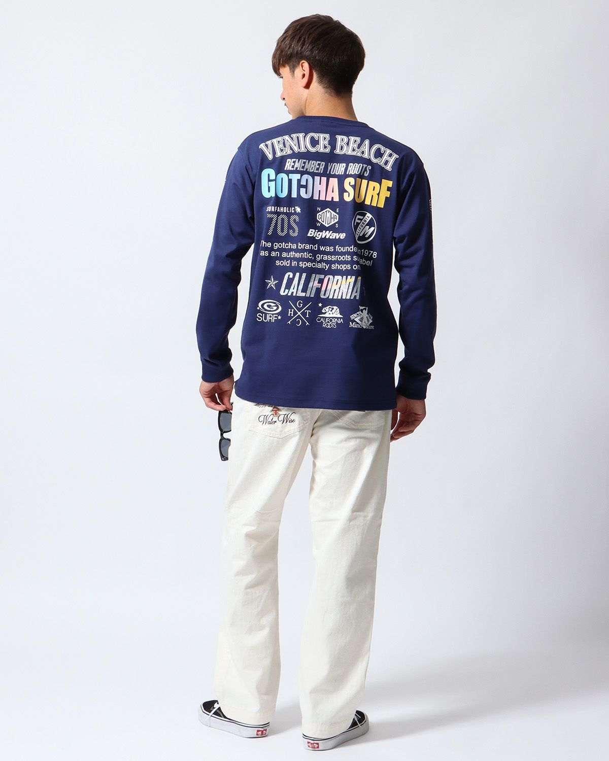 ネイビー：180cm/70kg(Lサイズ着用)