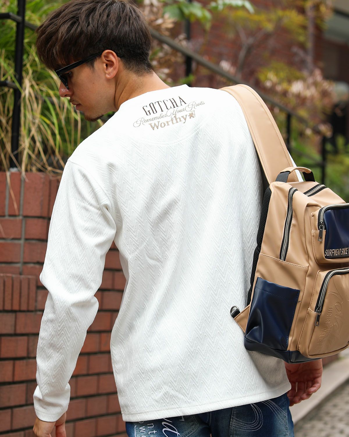 ホワイト：180cm/70kg(Lサイズ着用)