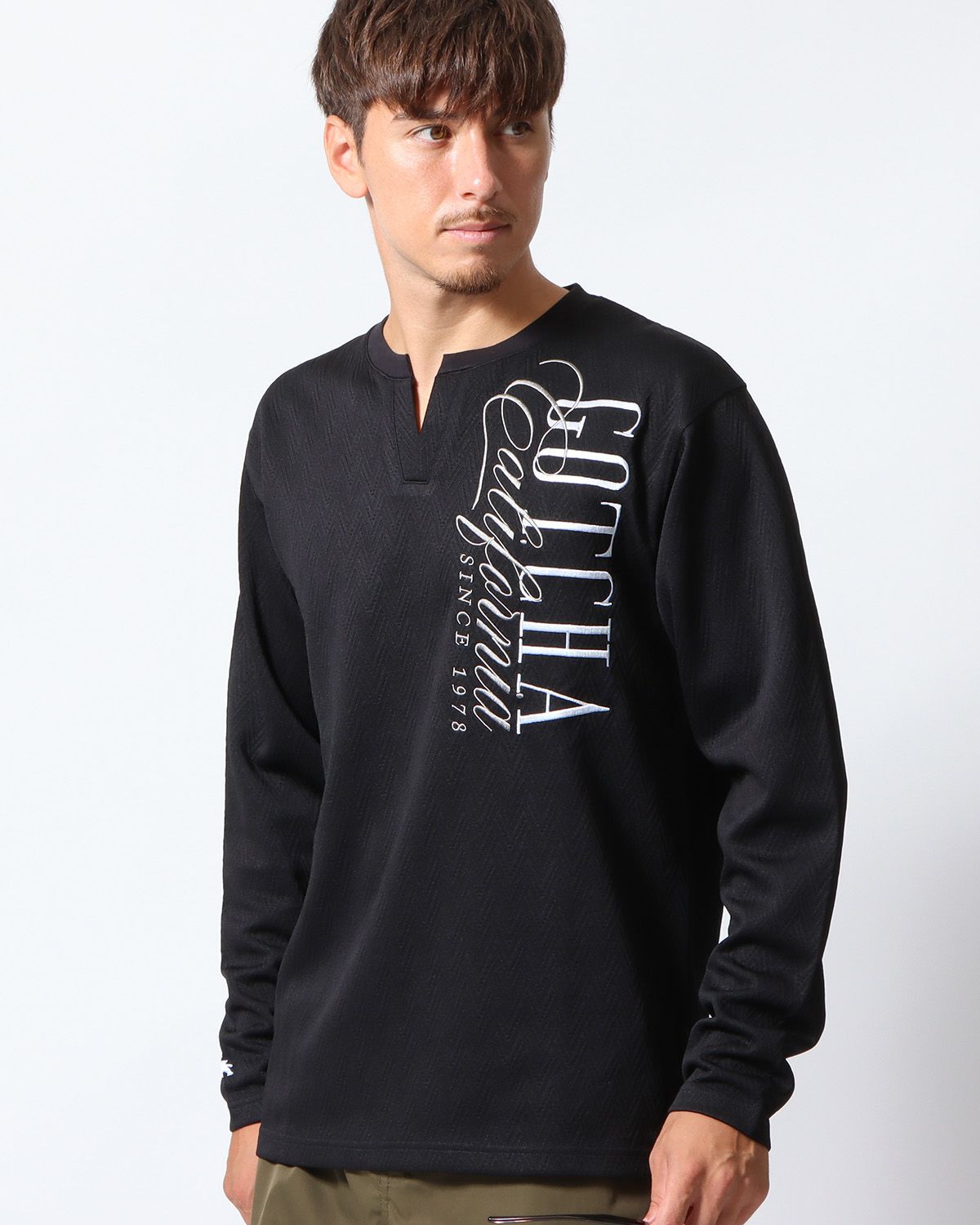 ブラック：180cm/70kg(Lサイズ着用)