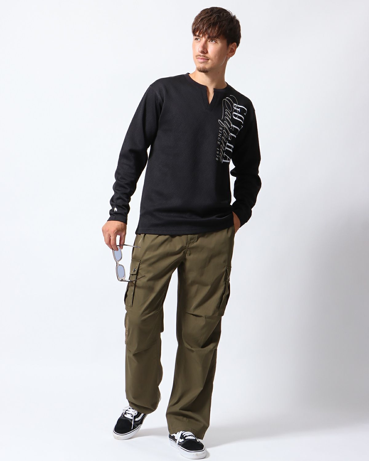 ブラック：180cm/70kg(Lサイズ着用)