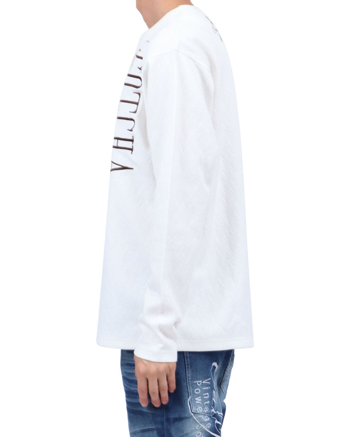 ホワイト：174cm62kg(Lサイズ着用)