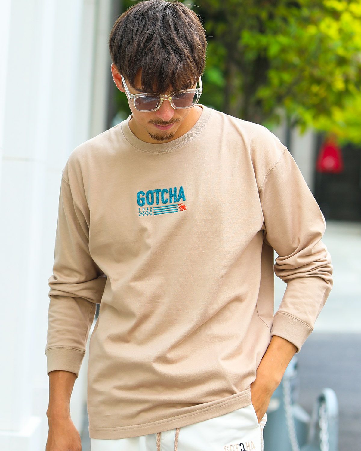 ベージュ：180cm/70kg(Lサイズ着用)