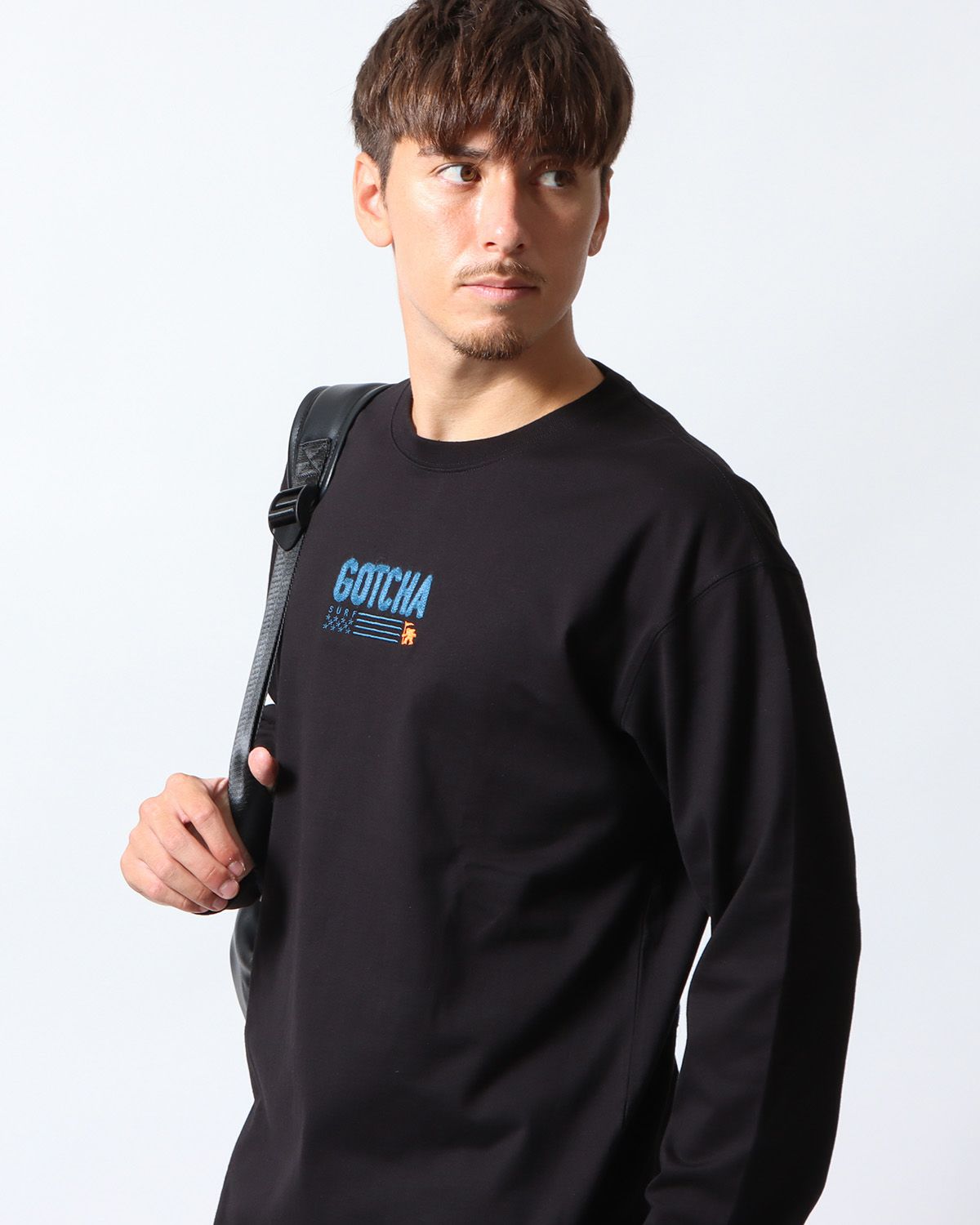 ブラック：180cm/70kg(Lサイズ着用)