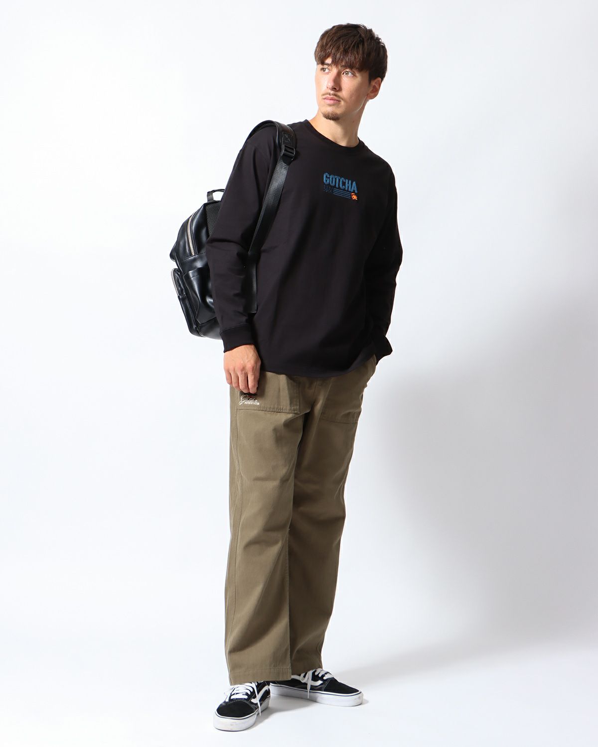 ブラック：180cm/70kg(Lサイズ着用)