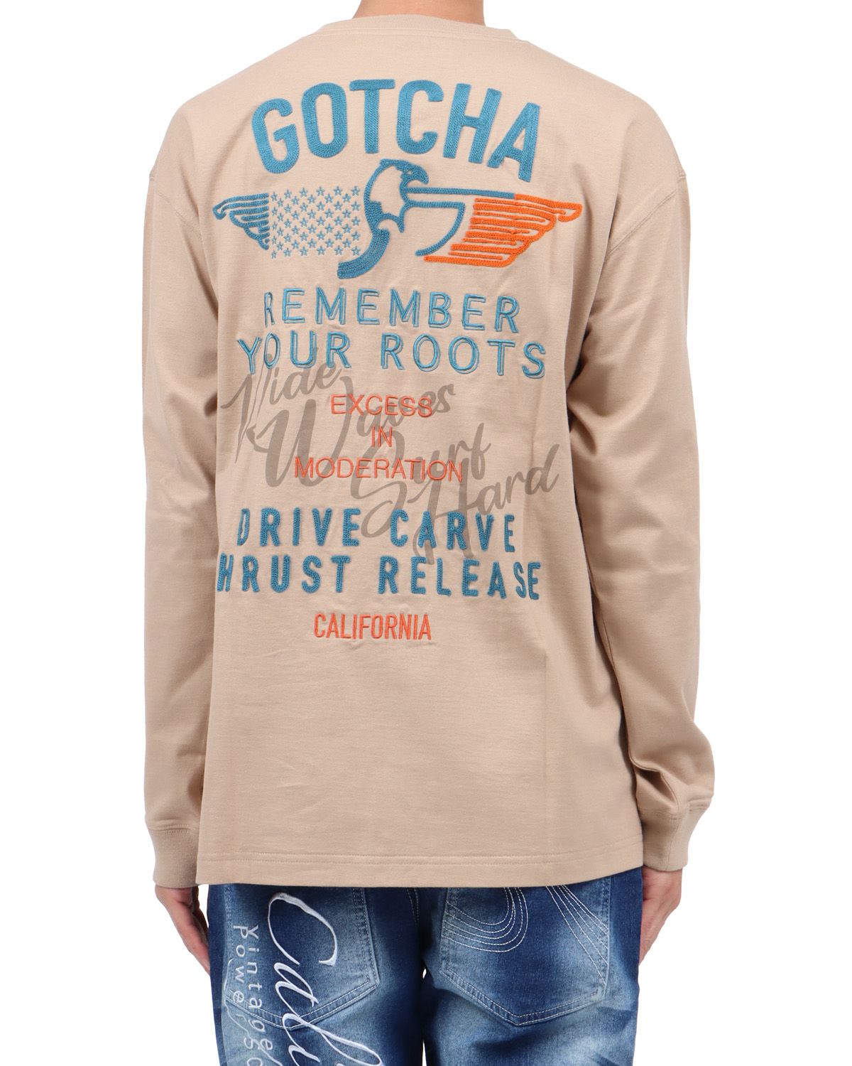 ベージュ：174cm62kg(Lサイズ着用)