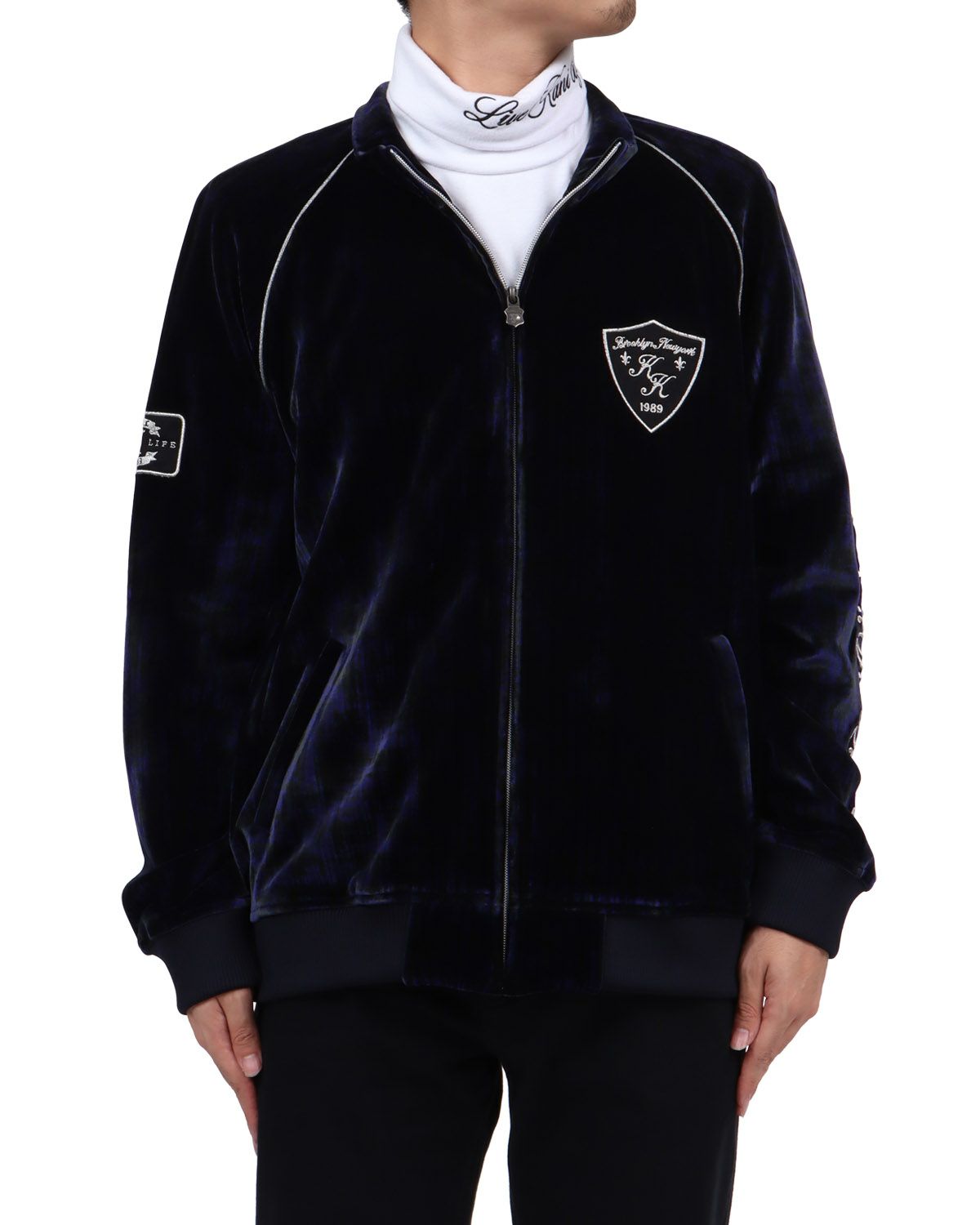 ブラック：173cm63kg(Lサイズ着用)