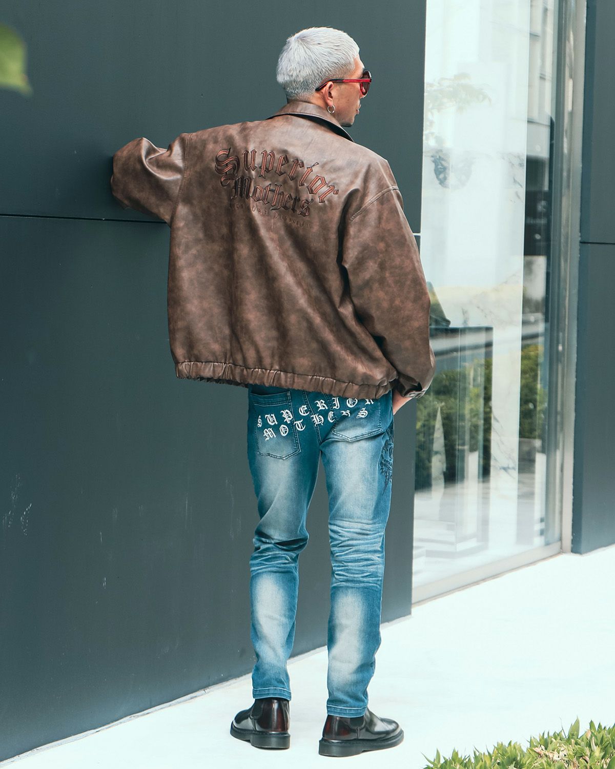 ブラウン:183cm(Lサイズ着用)