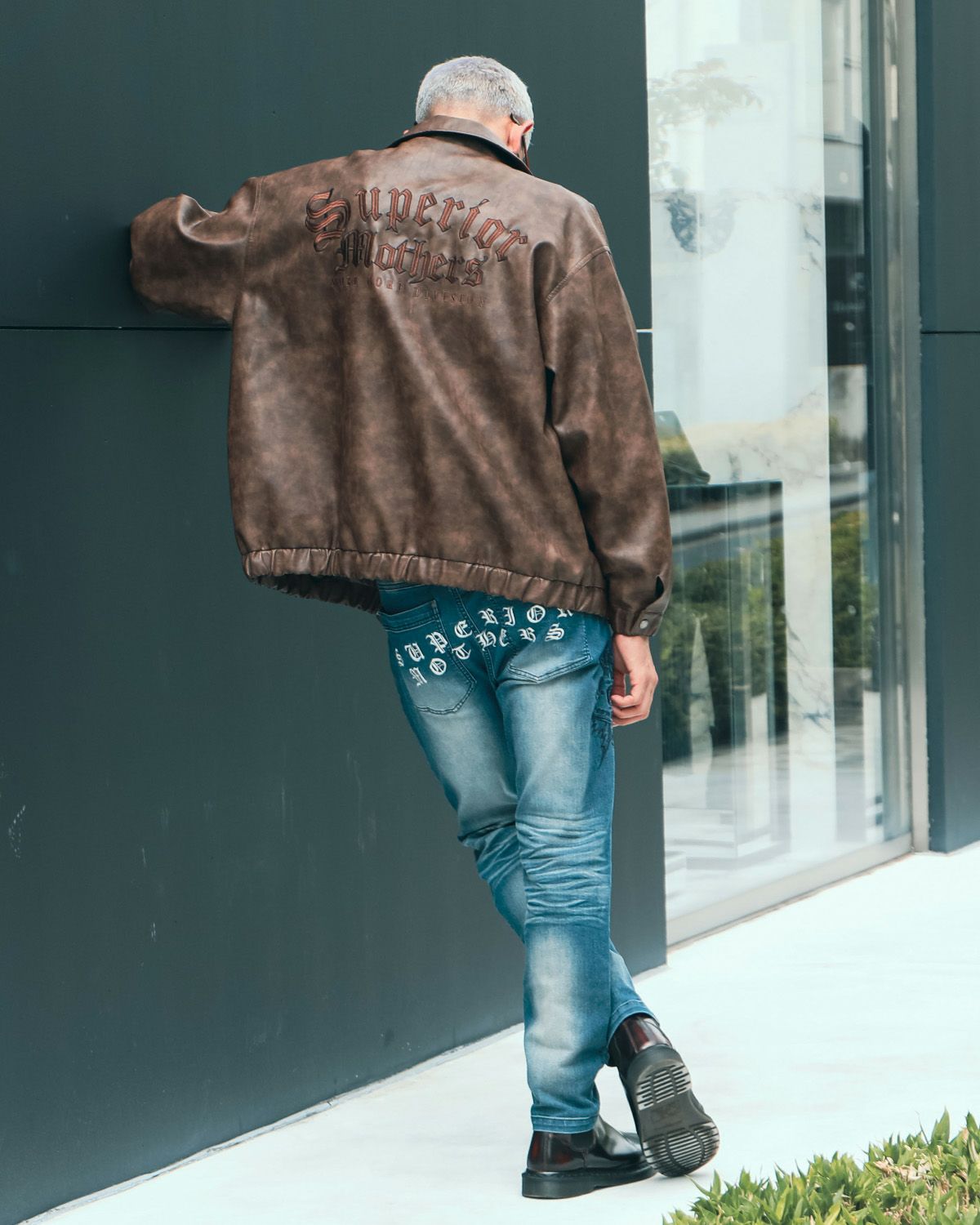 ブラウン:183cm(Lサイズ着用)